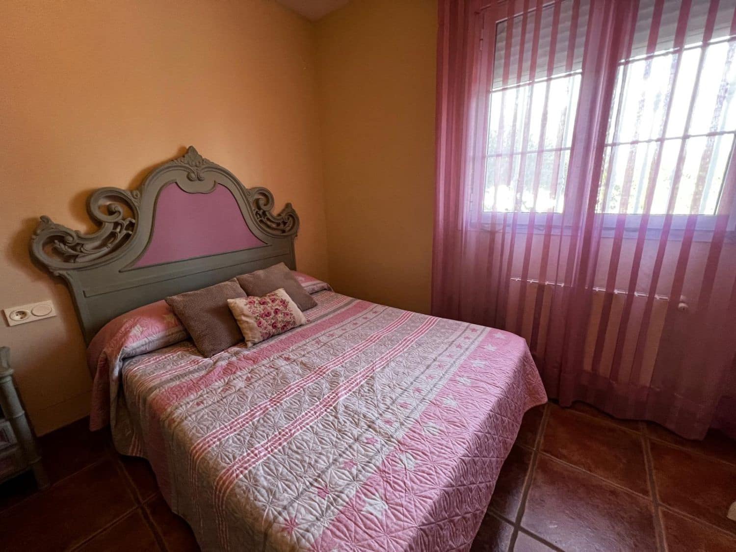 6 makuuhuone Huvila myytävänä paikassa Castello de la Plana - 450 000 € (Ref: 9388110)