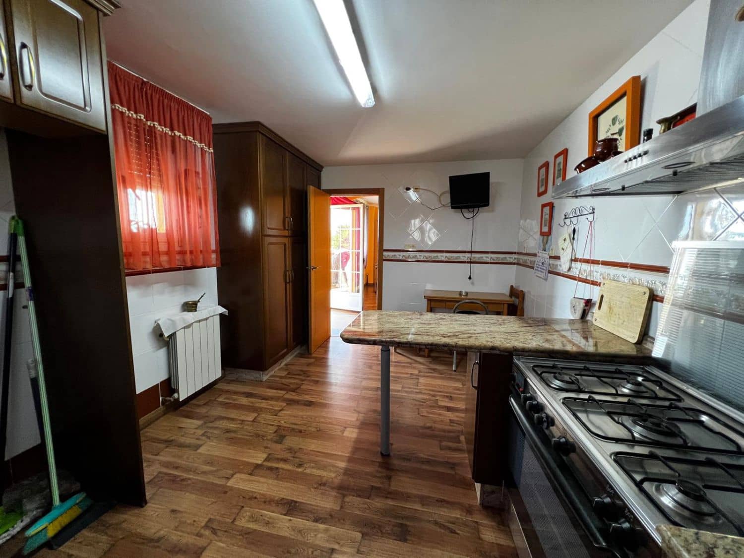 6 makuuhuone Huvila myytävänä paikassa Castello de la Plana - 450 000 € (Ref: 9388110)