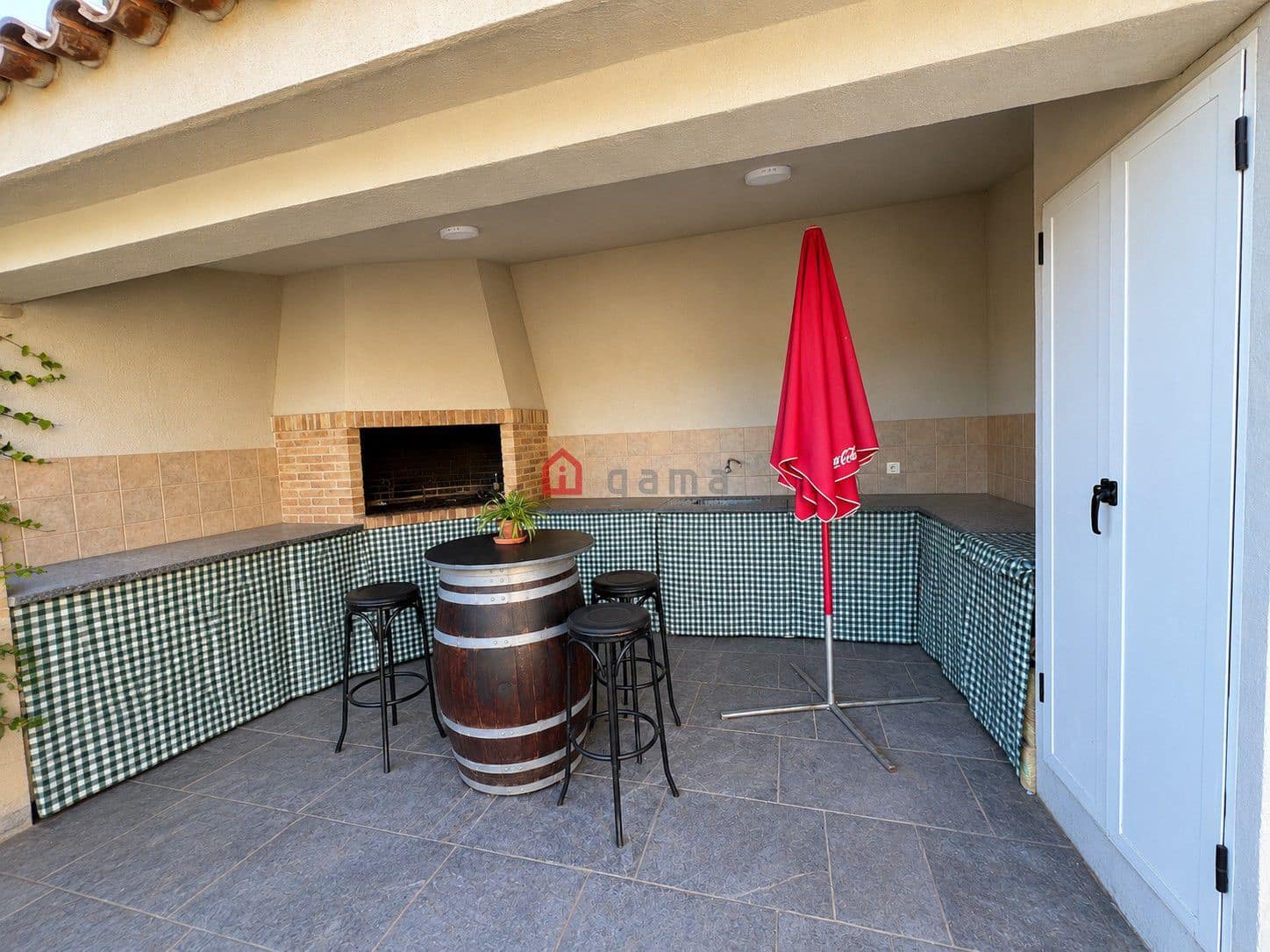 6 chambre Villa/Maison à vendre à Castello de la Plana - 425 000 € (Ref: 9388110)