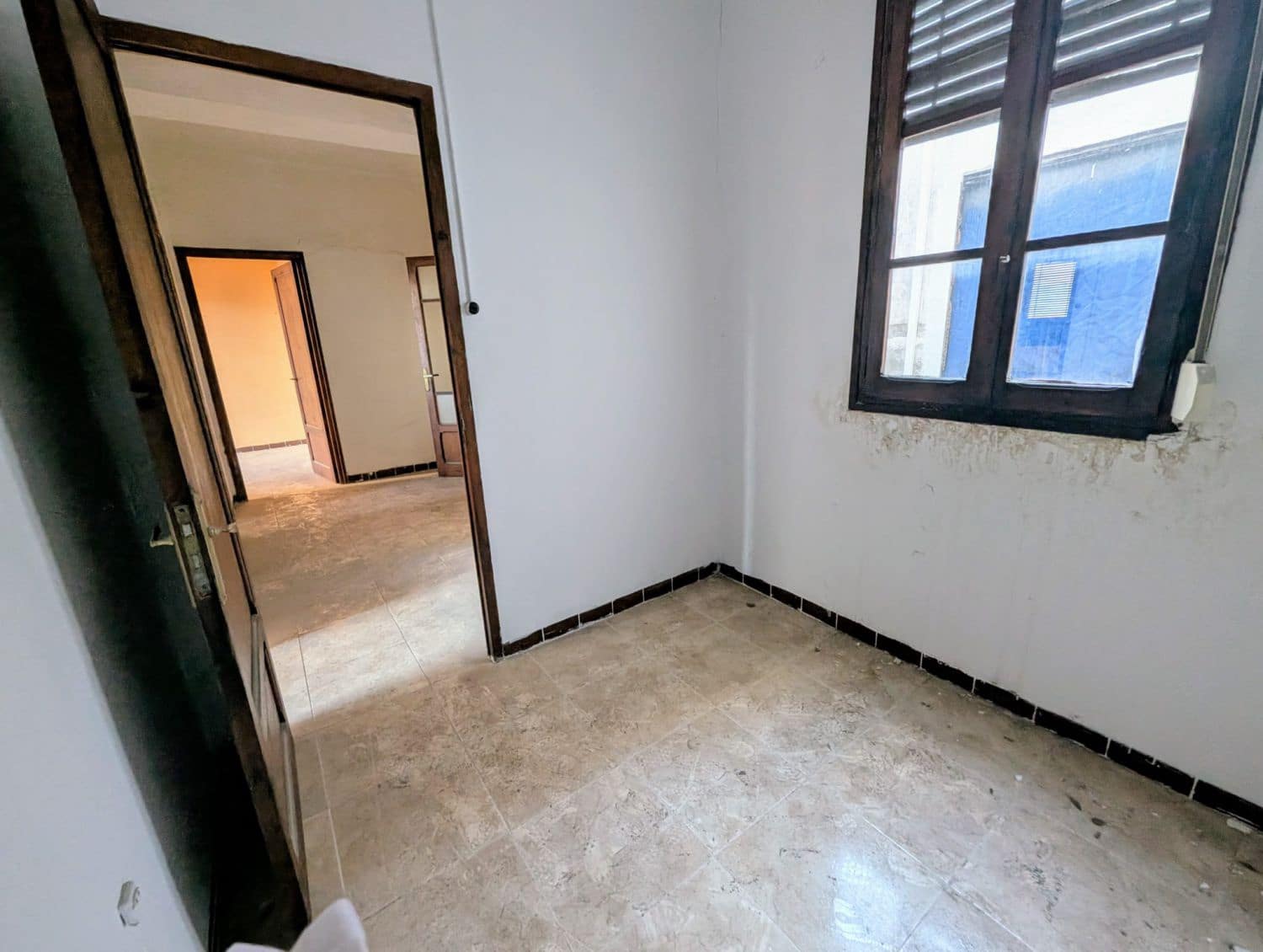 4 bedroom Flat for sale in Castello de la Plana - € 149,000 (Ref: 9394022)