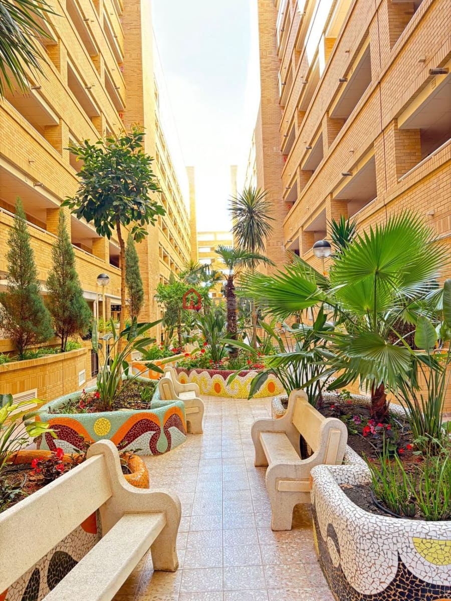 2 sypialnia Apartament na sprzedaż w Oropesa  z garażem - 130 000 € (Ref: 9410760)