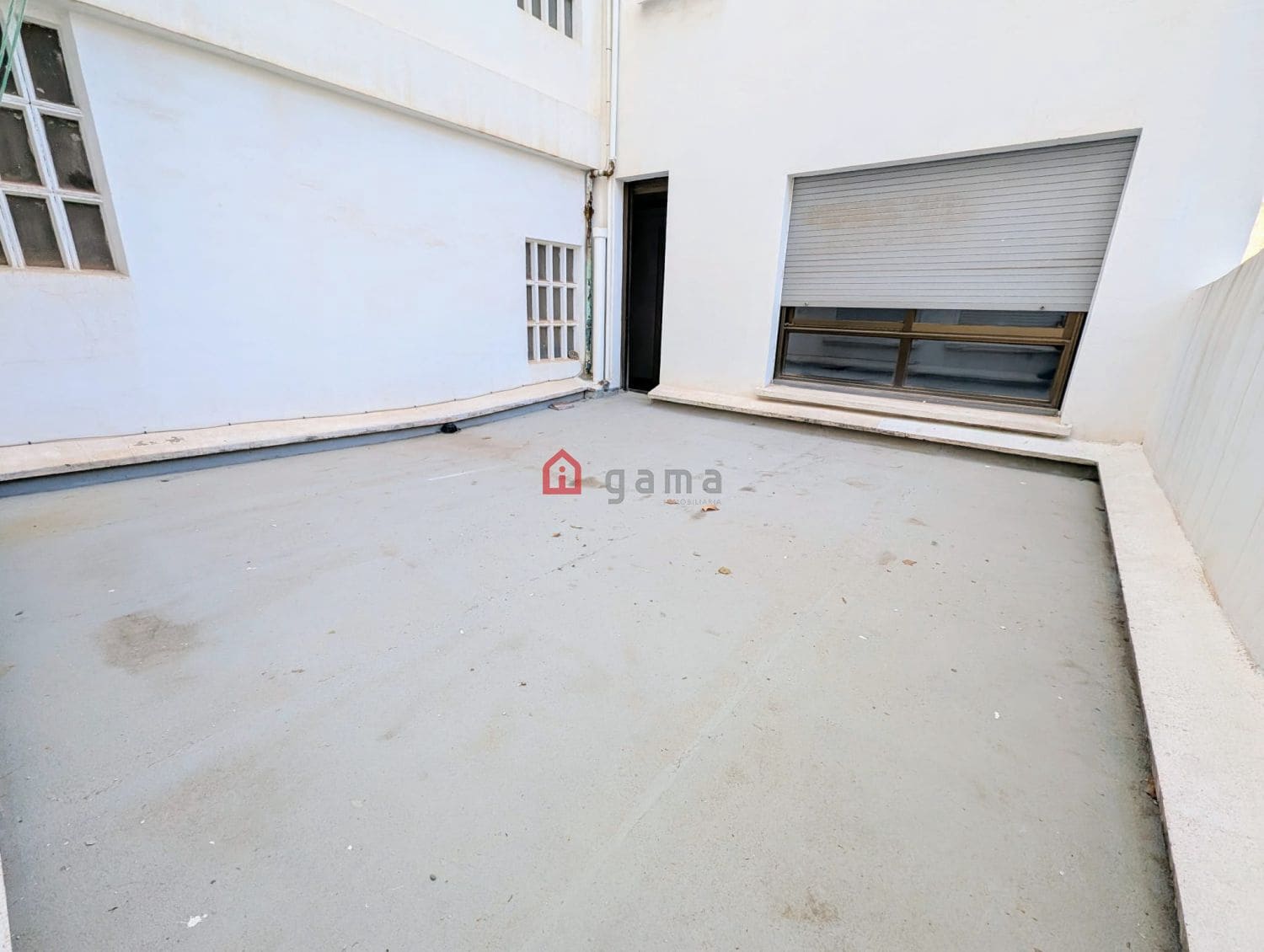 5 bedroom Flat for sale in Castello de la Plana - € 174,500 (Ref: 9415603)