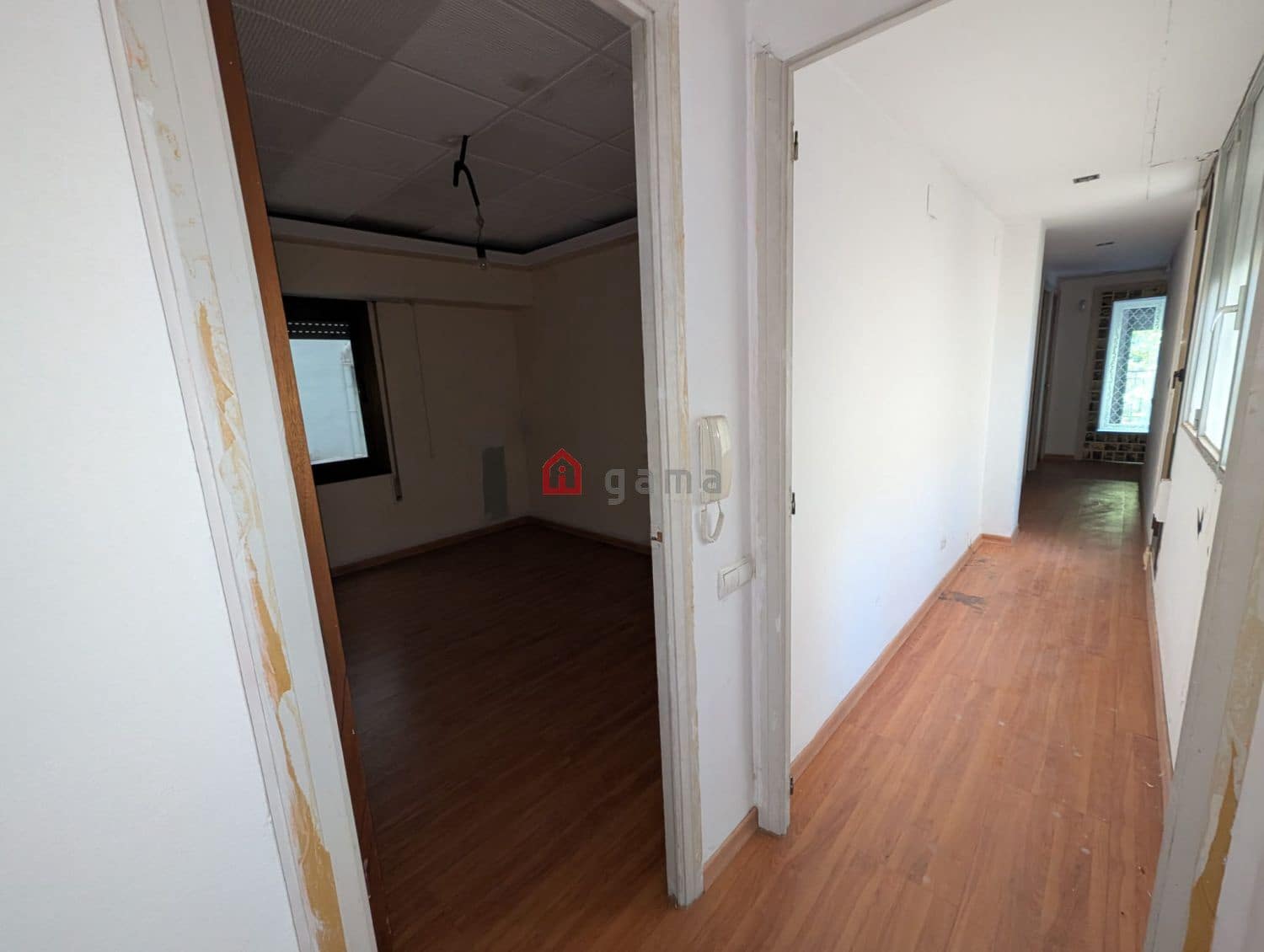 5 bedroom Flat for sale in Castello de la Plana - € 174,500 (Ref: 9415603)