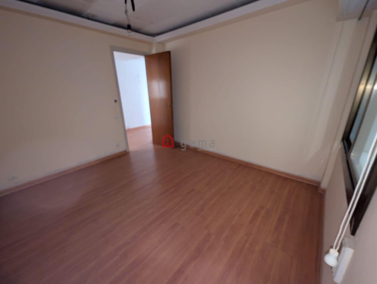 5 bedroom Flat for sale in Castello de la Plana - € 174,500 (Ref: 9415603)