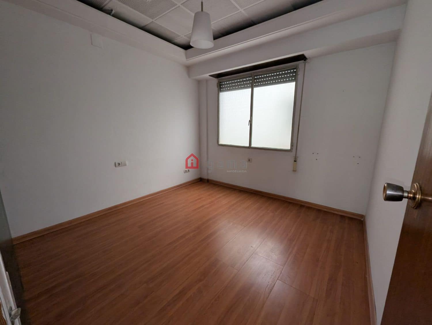 5 bedroom Flat for sale in Castello de la Plana - € 174,500 (Ref: 9415603)