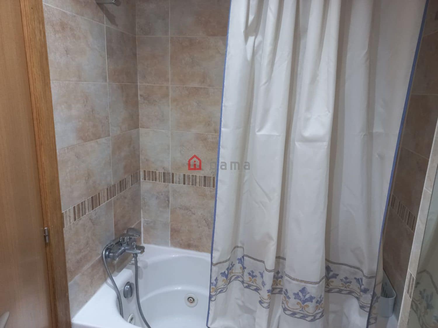 Piso de 2 habitaciones en Oropesa  en alquiler - 650 € (Ref: 9430845)