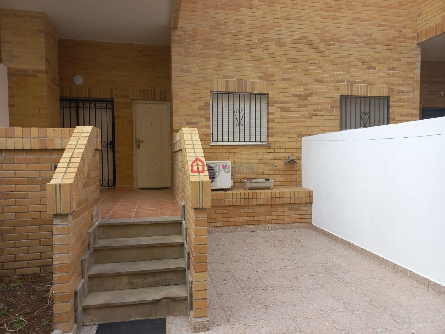 Piso de 2 habitaciones en Oropesa  en alquiler - 650 € (Ref: 9430845)