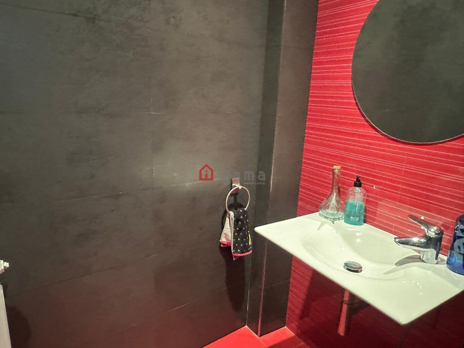 3 bedroom Flat for sale in Castello de la Plana - € 250,000 (Ref: 9430846)