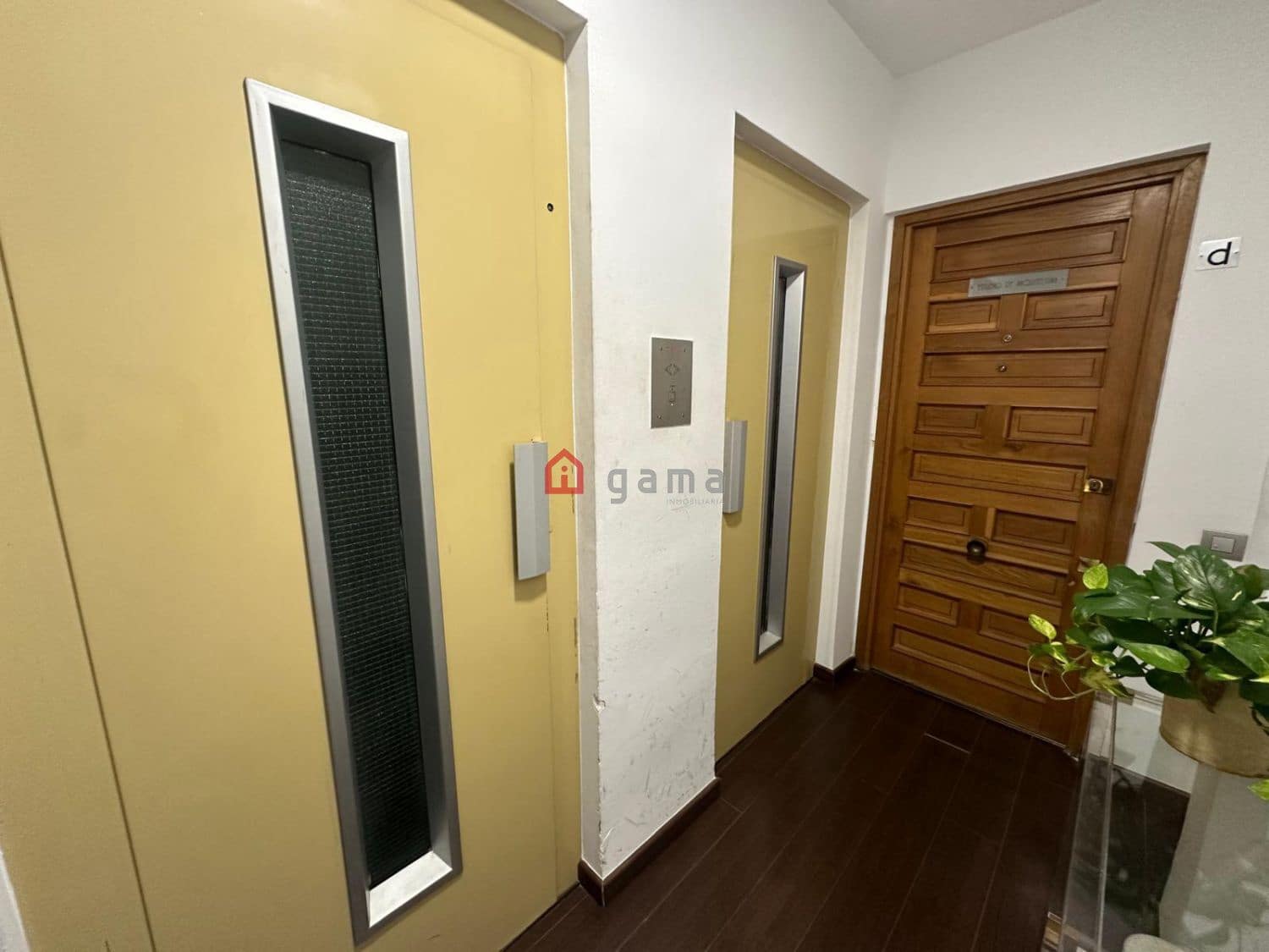 3 bedroom Flat for sale in Castello de la Plana - € 250,000 (Ref: 9430846)