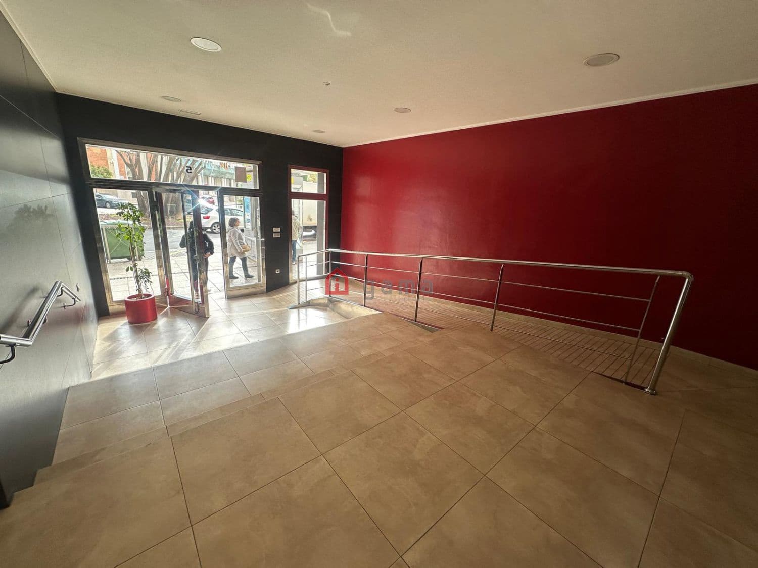 3 bedroom Flat for sale in Castello de la Plana - € 250,000 (Ref: 9430846)