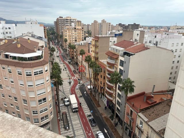 Piso de 3 habitaciones en Castelló de la Plana en venta - 250.000 € (Ref: 9430846)