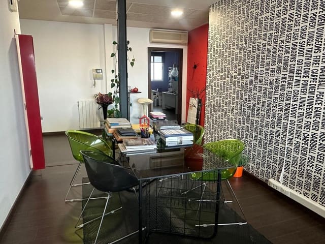 Piso de 3 habitaciones en Castelló de la Plana en venta - 250.000 € (Ref: 9430846)