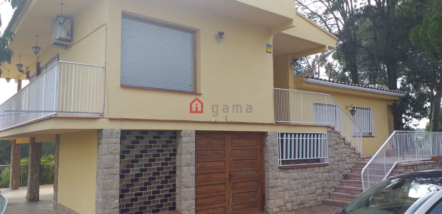 4 makuuhuone Huvila myytävänä paikassa Almassora / Almazora - 450 000 € (Ref: 9430847)