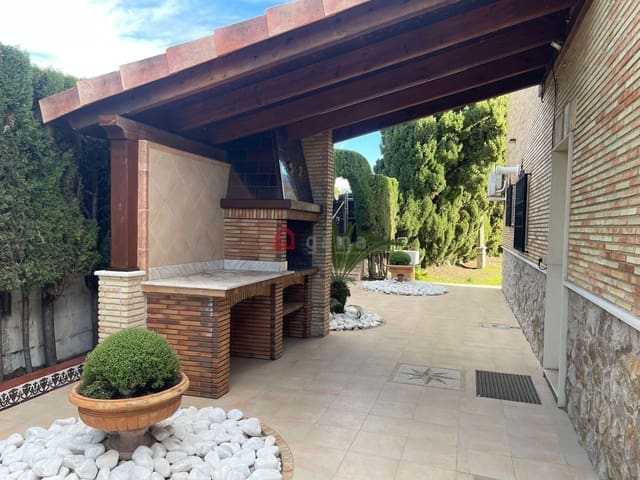 3 soverom Villa til salgs i Burriana / Borriana - € 350 000 (Ref: 9430848)