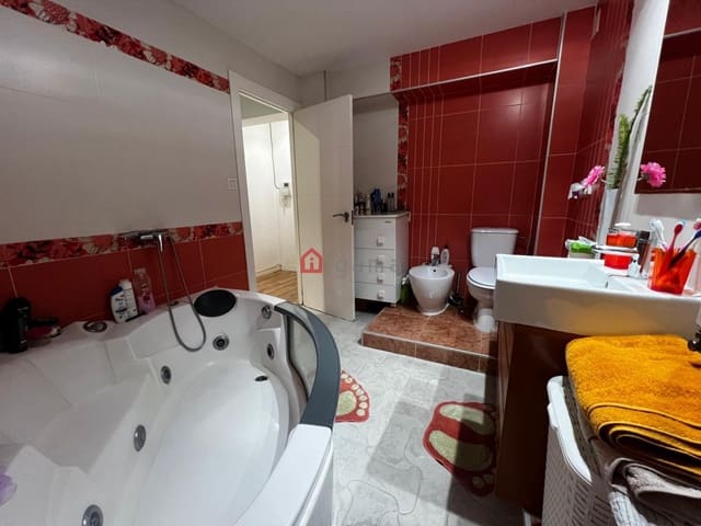 2 soveværelse Lejlighed til salg i Centro, Castelló de la Plana - € 159.900 (Ref: 9435096)