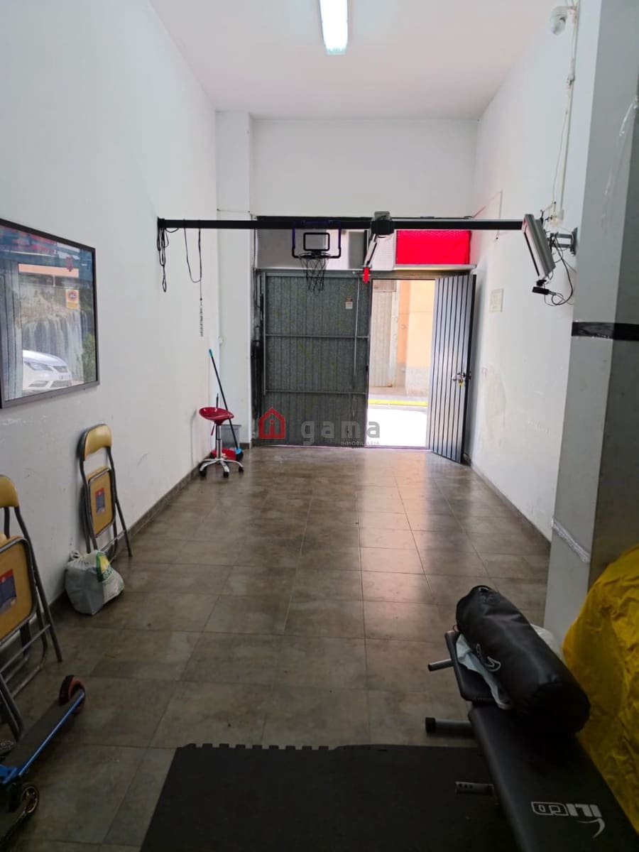 4 bedroom Flat for sale in Nules with garage - € 175,000 (Ref: 9443395)