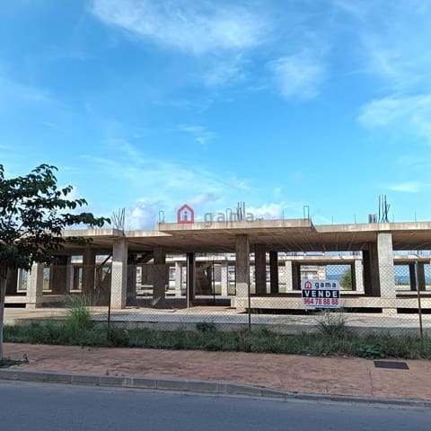 Ubebygd land til salgs i Cabanes - € 437 000 (Ref: 9456125)