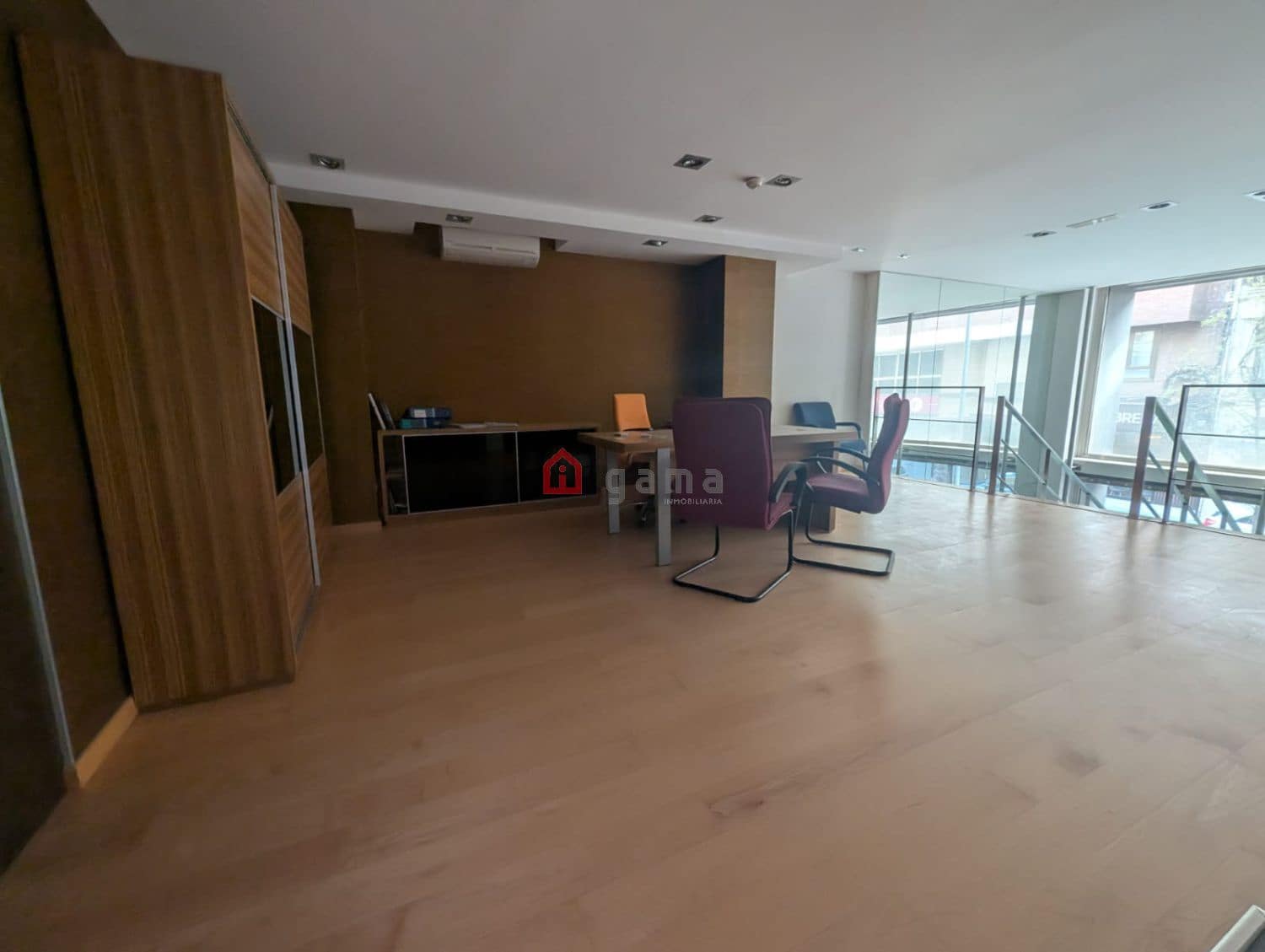 Gewerbe zu verkaufen in Castello de la Plana - 600.000 € (Ref: 9465549)