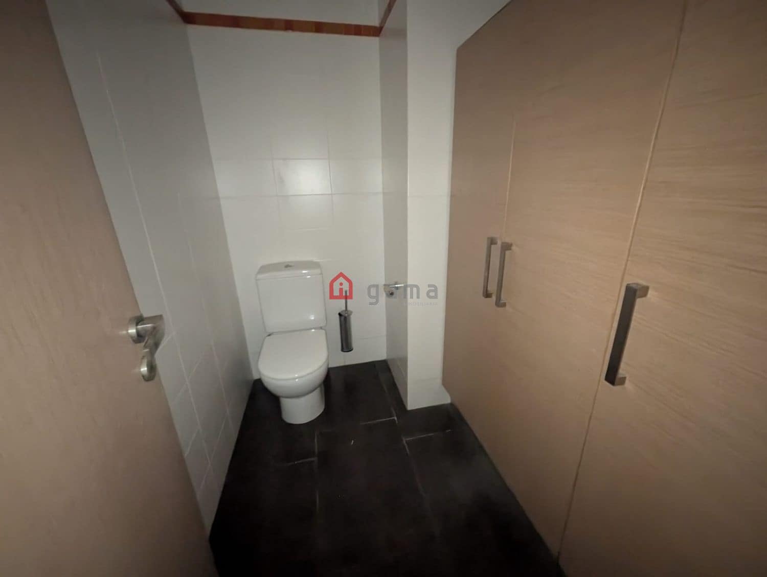 Gewerbe zu verkaufen in Castello de la Plana - 600.000 € (Ref: 9465549)