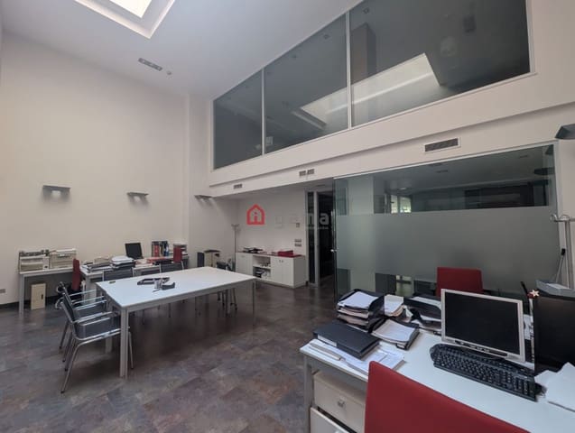Gewerbe zu verkaufen in Centro, Castelló de la Plana - 600.000 € (Ref: 9465549)
