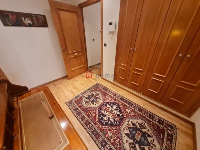 Piso de 4 habitaciones en Castelló de la Plana en alquiler - 1.200 € (Ref: 9465550)