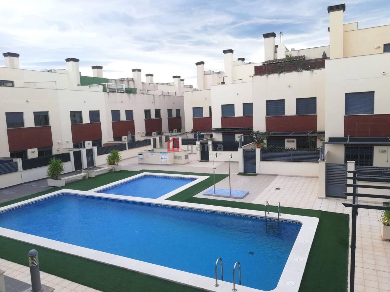 4 camera da letto Villetta a Schiera in vendita in Castello de la Plana - 394.000 € (Rif: 9479131)