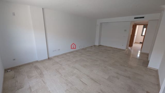 4 slaapkamer Rijtjeshuis te koop in Castelló de la Plana - € 394.000 (Ref: 9479131)