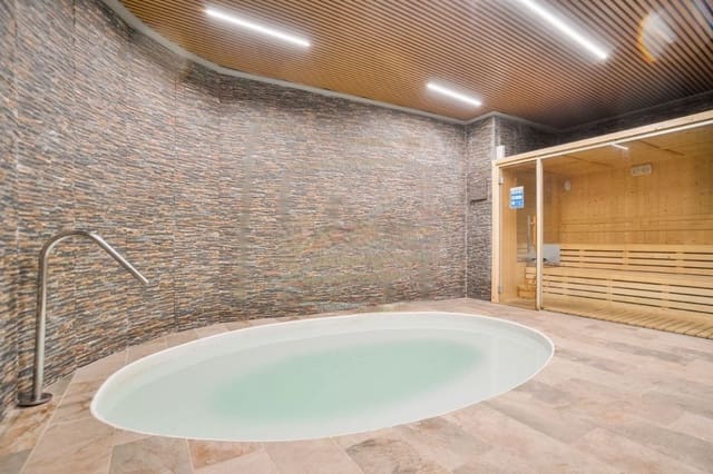 2 makuuhuone Huoneisto myytävänä paikassa Canet d'En Berenguer mukana 
autotalli - 680 000 € (Ref: 9504411)