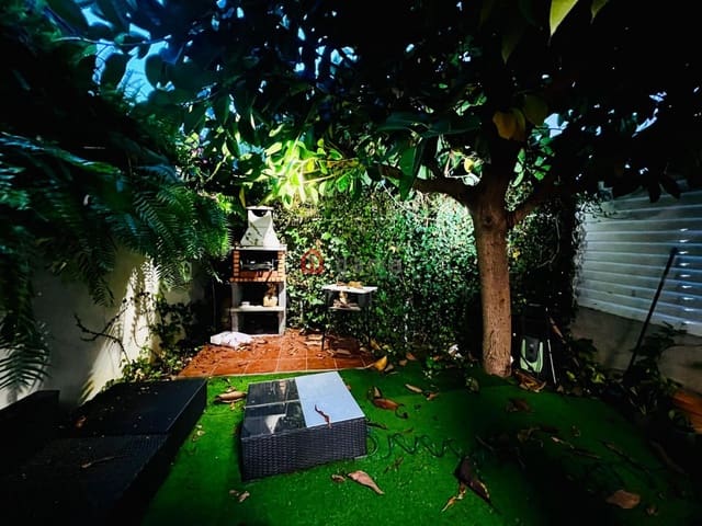 4 bedroom Terraced Villa for sale in Benicàssim - € 380,000 (Ref: 9504415)