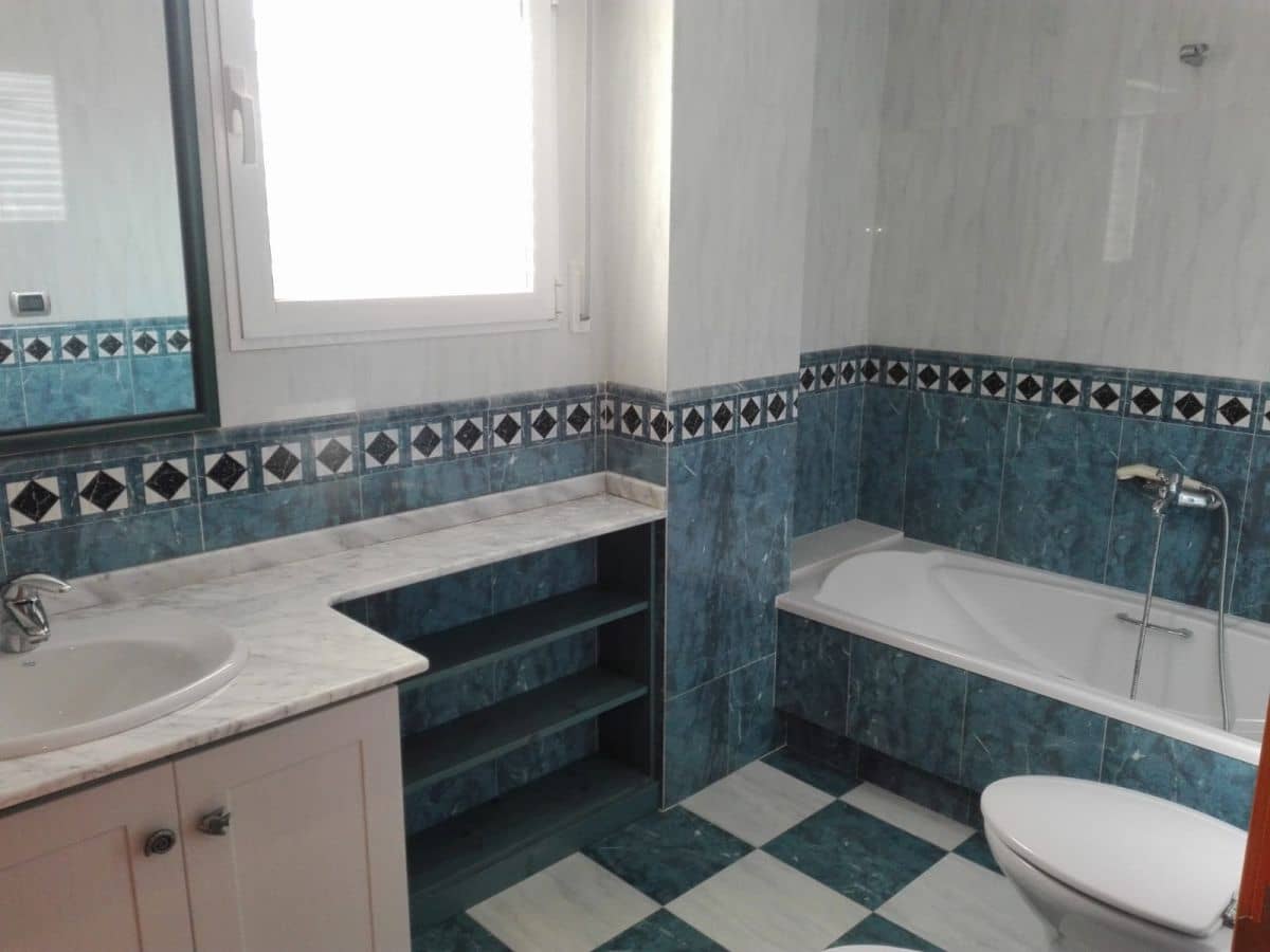 5 sypialnia Dom blizniak na sprzedaż w Les Alqueries / Alquerias del Nino Perdido z garażem - 900 000 € (Ref: 9513174)