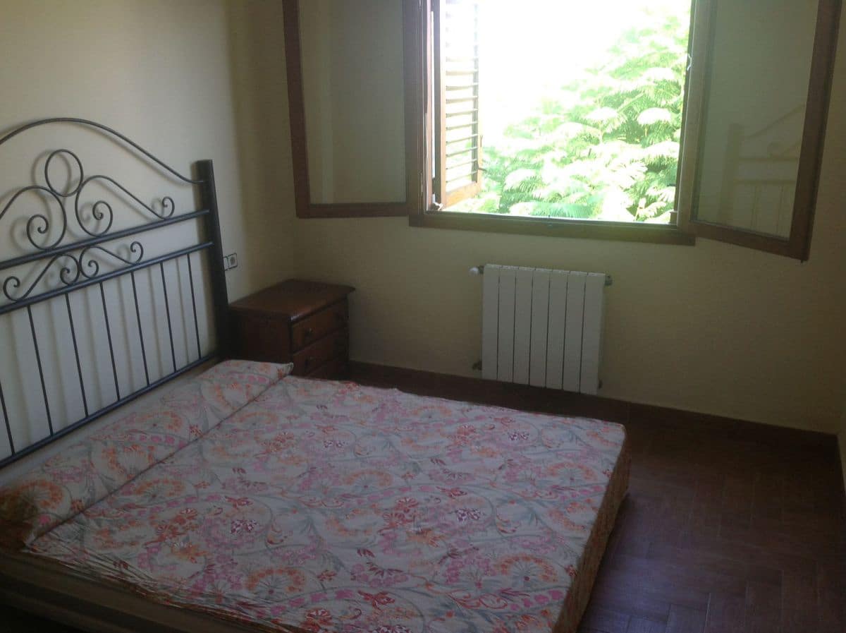 4 bedroom Semi-detached Villa for sale in El Grau de Castello with garage - € 333,000 (Ref: 9513177)