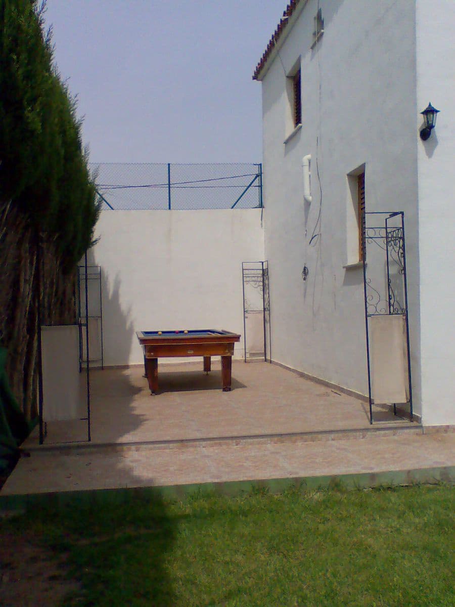4 bedroom Semi-detached Villa for sale in El Grau de Castello with garage - € 333,000 (Ref: 9513177)