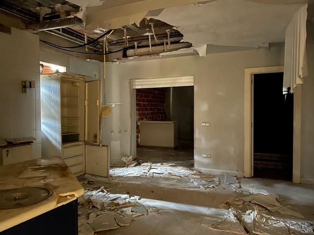 Dom blizniak na sprzedaż w La Vall d'Uixó - 325 000 € (Ref: 9513178)