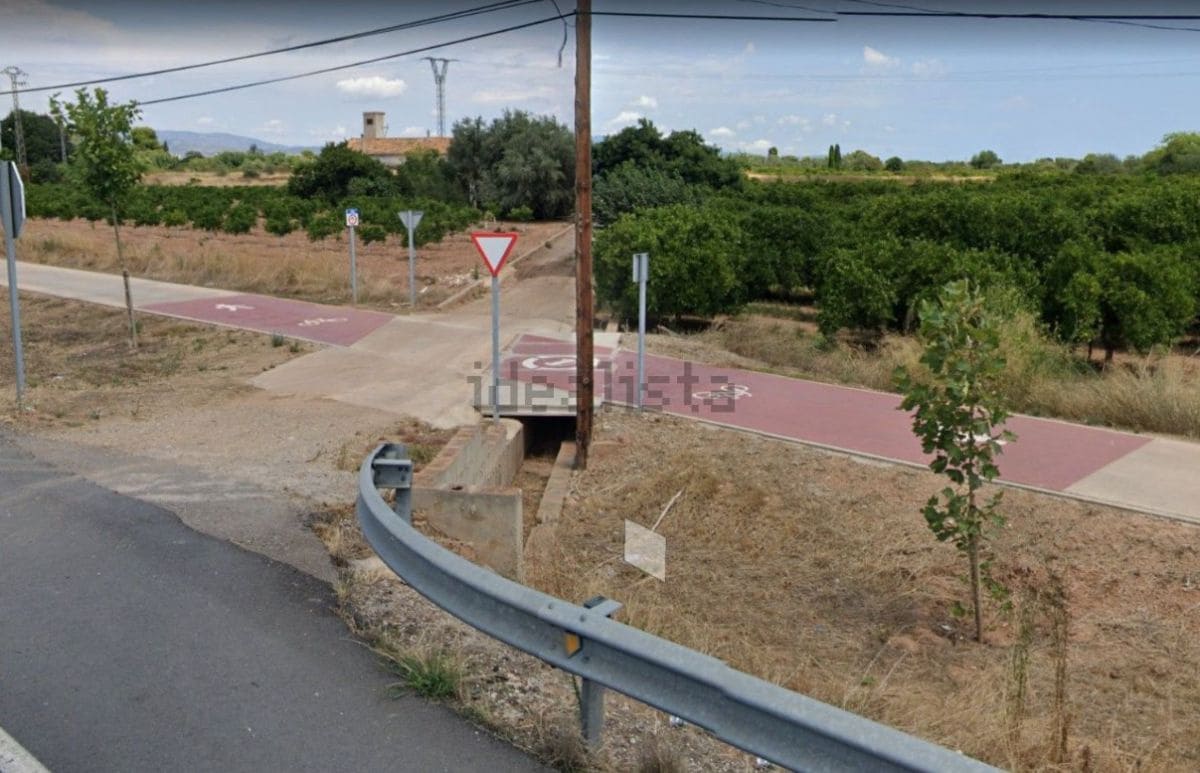 5 bedroom Semi-detached Villa for sale in Burriana / Borriana - € 115,000 (Ref: 9513180)