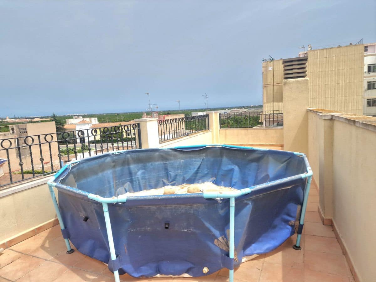 2 bedroom Penthouse for sale in Nules - € 155,000 (Ref: 9513181)