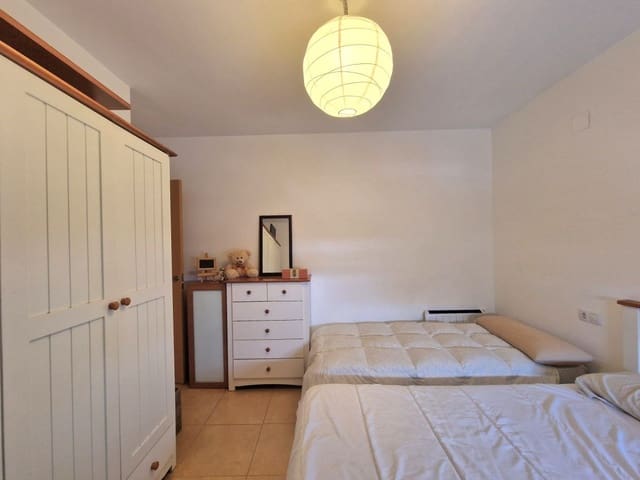 2 bedroom Penthouse for sale in Nules - € 155,000 (Ref: 9513181)