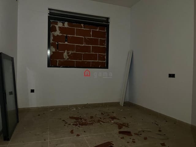 3 soveværelse Rækkehus til salg i Vinaròs med garage - € 199.000 (Ref: 9513183)