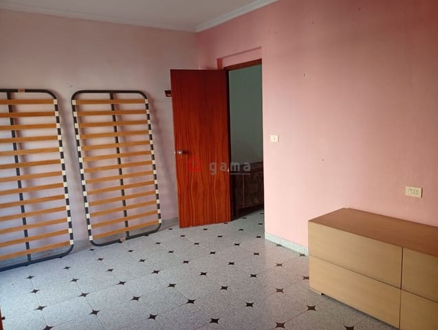 3 bedroom Townhouse for sale in Nules - € 130,000 (Ref: 9513186)