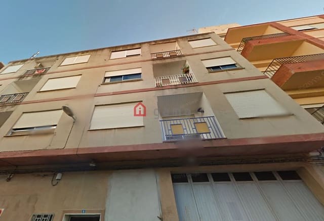 Piso de 4 habitaciones en La Vall d'Uixó en venta - 76.000 € (Ref: 9513188)