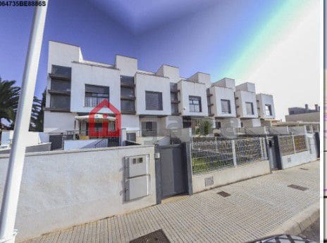 3 Zimmer Reihenhaus zu verkaufen in Vinaròs mit Garage - 199.000 € (Ref: 9513225)