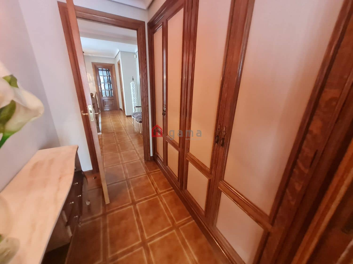 6 bedroom Apartment for sale in Castello de la Plana - € 270,000 (Ref: 9574150)