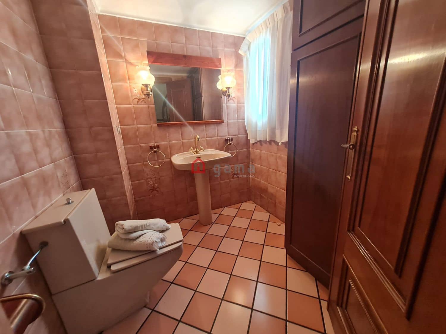 6 bedroom Apartment for sale in Castello de la Plana - € 270,000 (Ref: 9574150)