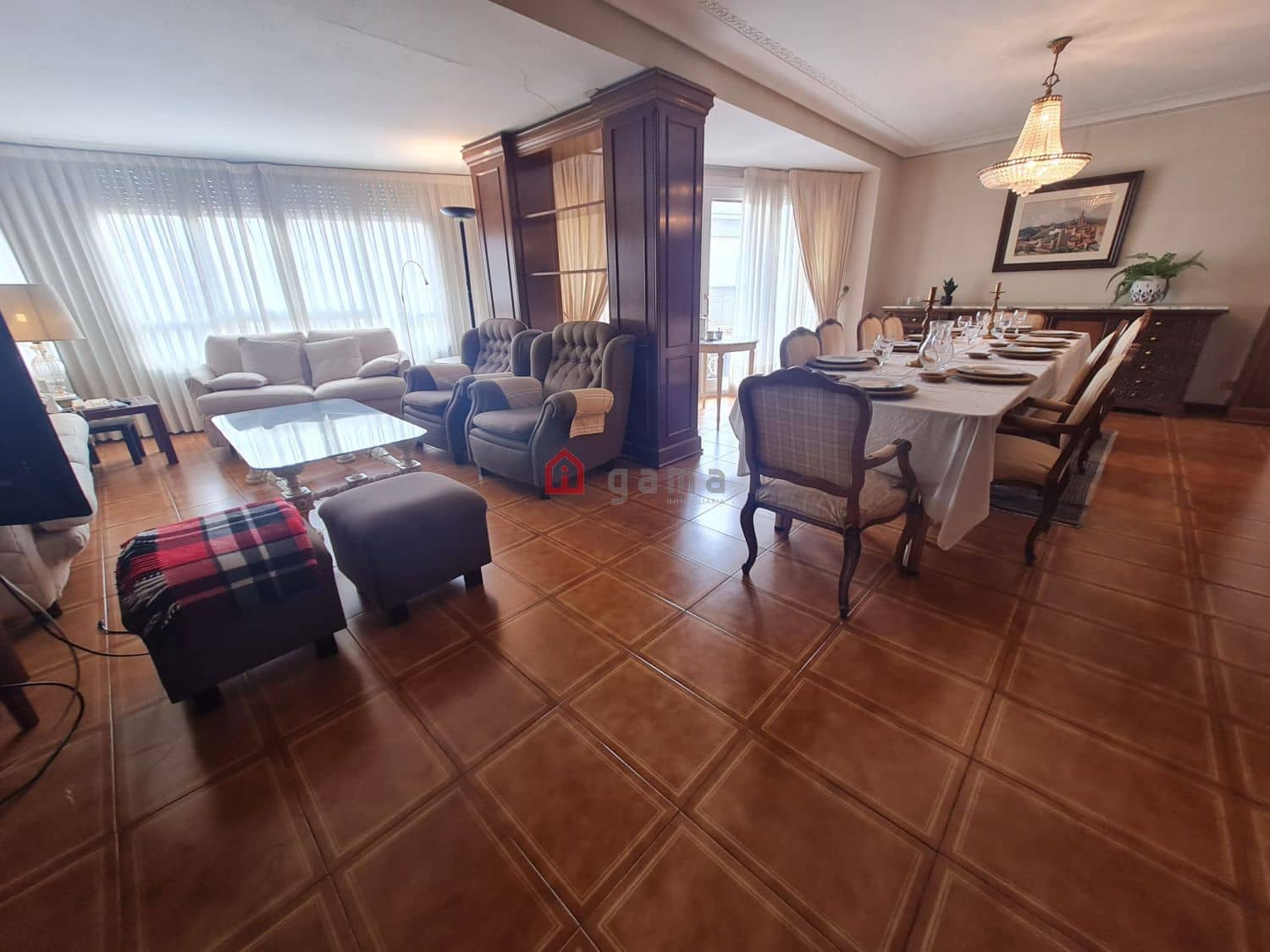 6 bedroom Apartment for sale in Castello de la Plana - € 270,000 (Ref: 9574150)