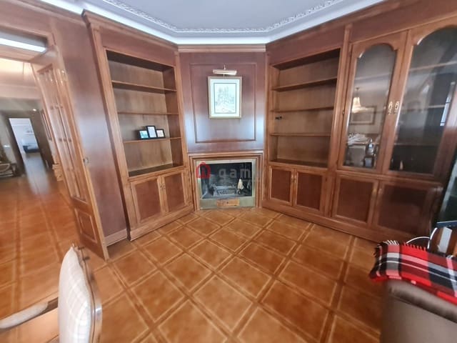 6 slaapkamer Appartement te koop in Centro, Castelló de la Plana - € 270.000 (Ref: 9574150)