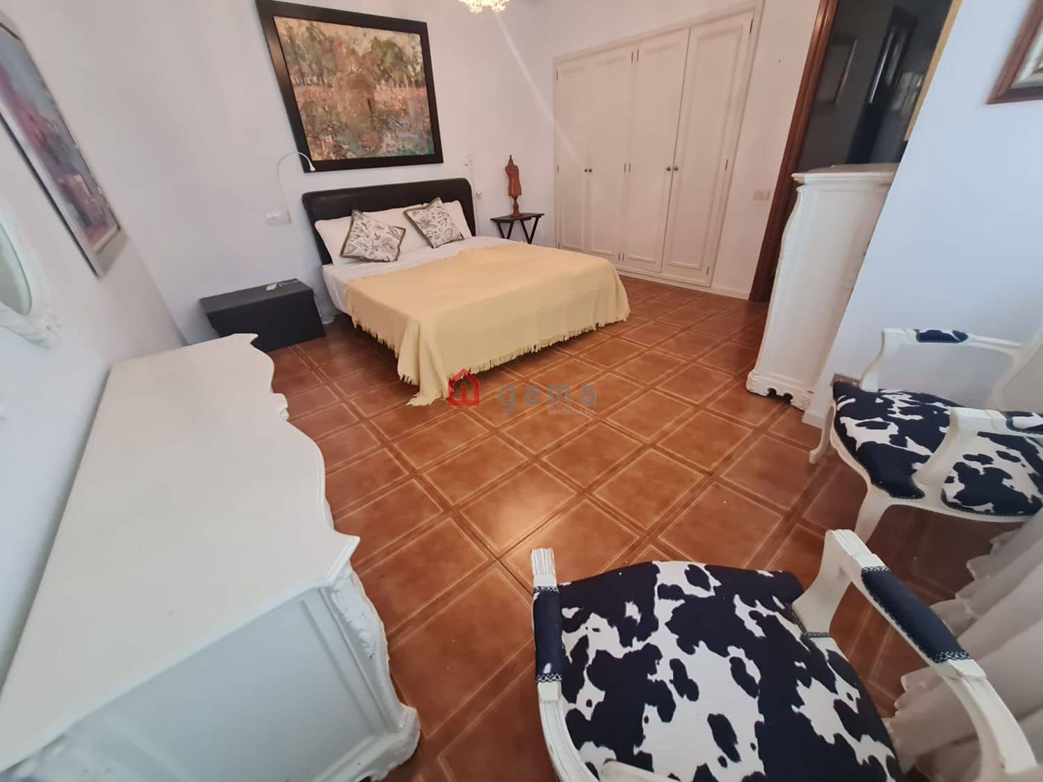 6 bedroom Apartment for sale in Castello de la Plana - € 270,000 (Ref: 9574150)