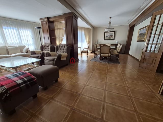 6 soverom Leilighet til salgs i Centro, Castelló de la Plana - € 270 000 (Ref: 9574150)