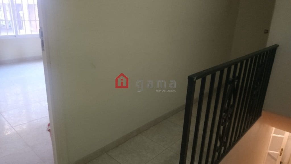 Commerciale in vendita in Castello de la Plana - 80.000 € (Rif: 9574152)