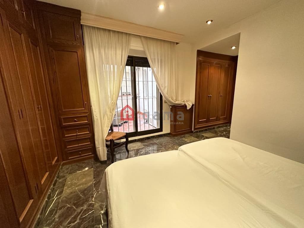 3 Zimmer Apartment zu verkaufen in Castello de la Plana mit Garage - 299.000 € (Ref: 9625441)