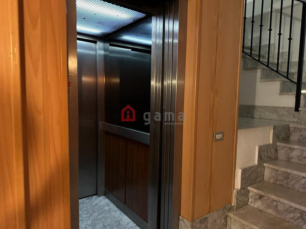 3 Zimmer Apartment zu verkaufen in Castello de la Plana mit Garage - 299.000 € (Ref: 9625441)