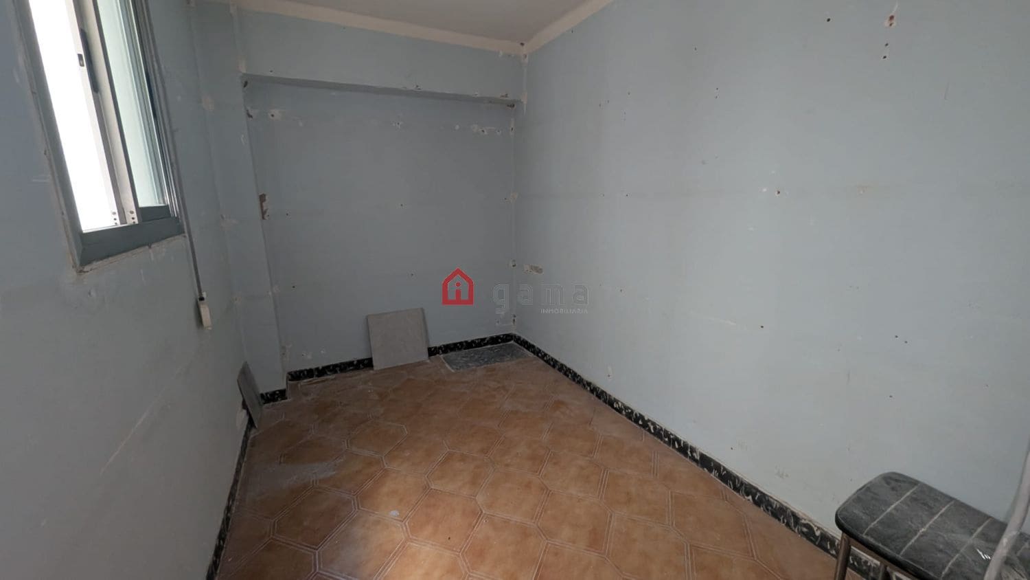 4 bedroom Flat for sale in Castello de la Plana - € 159,000 (Ref: 9647915)
